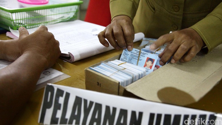Pembuatan E-KTP Bermasalah? LAPOR! saja