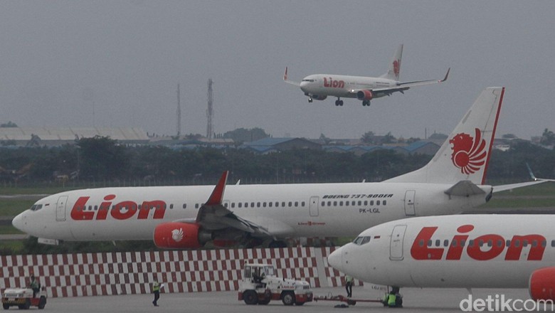 Penumpang Ngamuk di Bandara Soetta, Penumpang lain Panik ! Kenapa ??