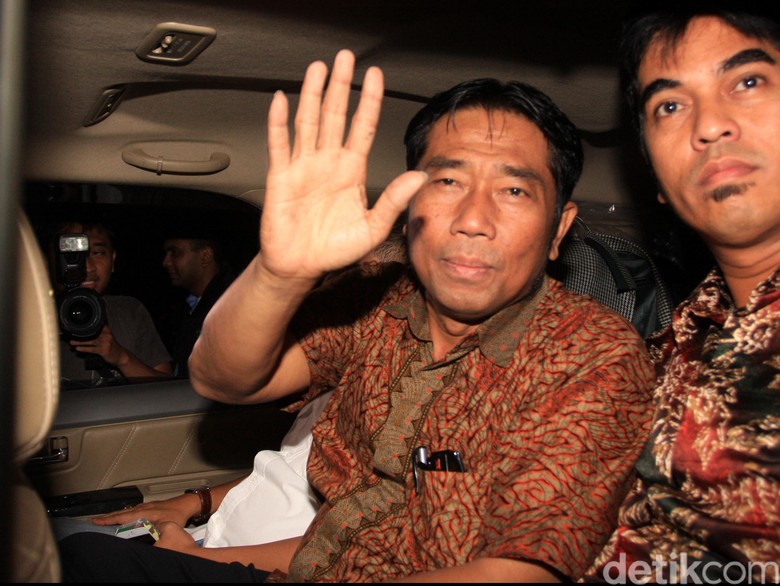 &#91;contoh pejabat santun&#93;Kasus UPS, Lulung Elus Dada: Allah Beri Petunjuk ke Saya