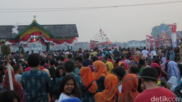Langit Cerah Layar Terkembang, Parade Air Pertama di Pontianak dengan Jokowi