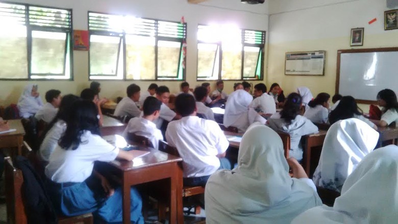 Siswa SMA di Depok 'Dilupakan', Ada Isu Tak Sedap Seputar Penerimaan Siswa Baru