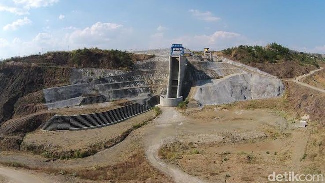 Menghampar Luas, Begini Penampakan Waduk Jatigede dari Udara