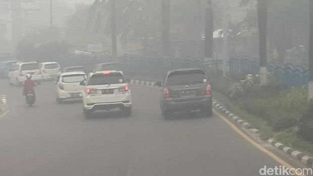 Riau Darurat Asap, Ini Penampakan Parah Pekanbaru