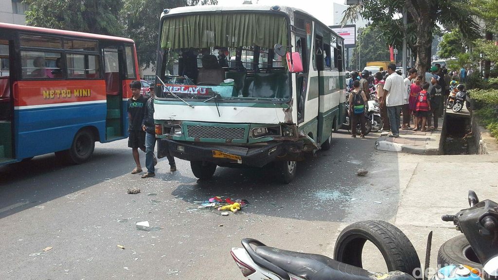 Istri Driver Go-Jek yang Hamil 8 Bulan Tewas, Anaknya Kritis