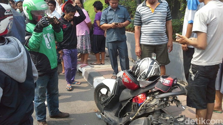 Istri Driver Go-Jek yang Hamil 8 Bulan Tewas, Anaknya Kritis
