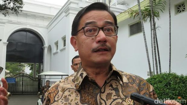 Perlu Diapresiasi! Meski Dikawal, Mobil RI 41 Ikut Macet-macetan di Kedoya