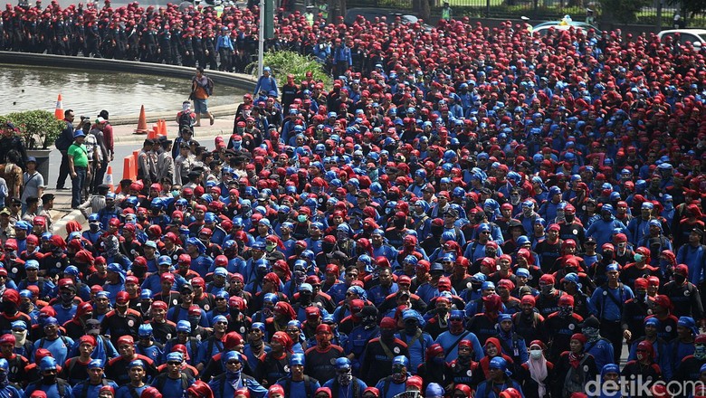 LBH Jakarta Kritik Ahok Soal Pembatasan Lokasi Unjuk Rasa