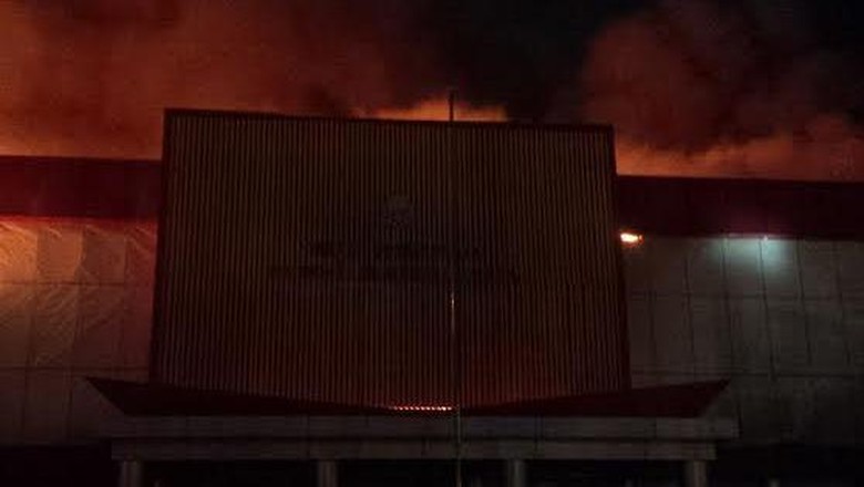 Kebakaran di Gedung Dispenda Sumut Padam, Banyak Berkas Penting Hangus