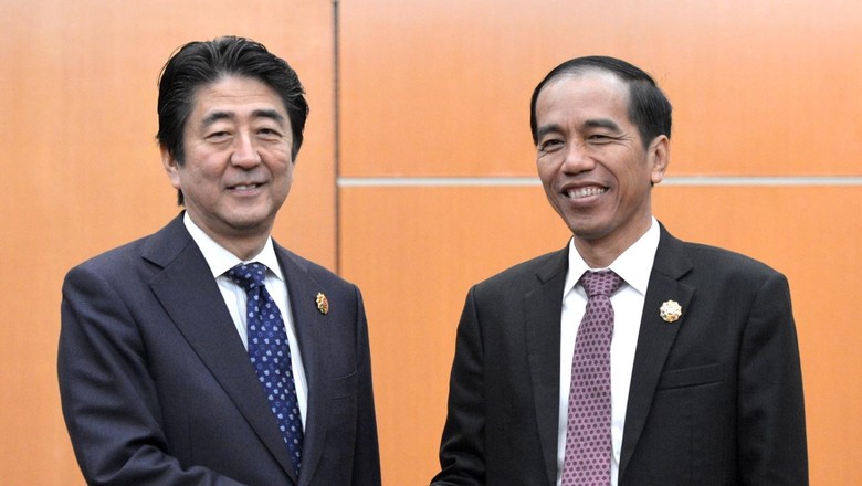 PM Jepang Protes Kereta Cepat, Jokowi Cuma Mengangguk