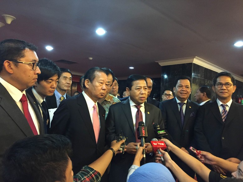 &#91;Berjiwa Mulia&#93; Tak Akan Lapor ke Polisi, Novanto: Saya Maafkan Sudirman Said