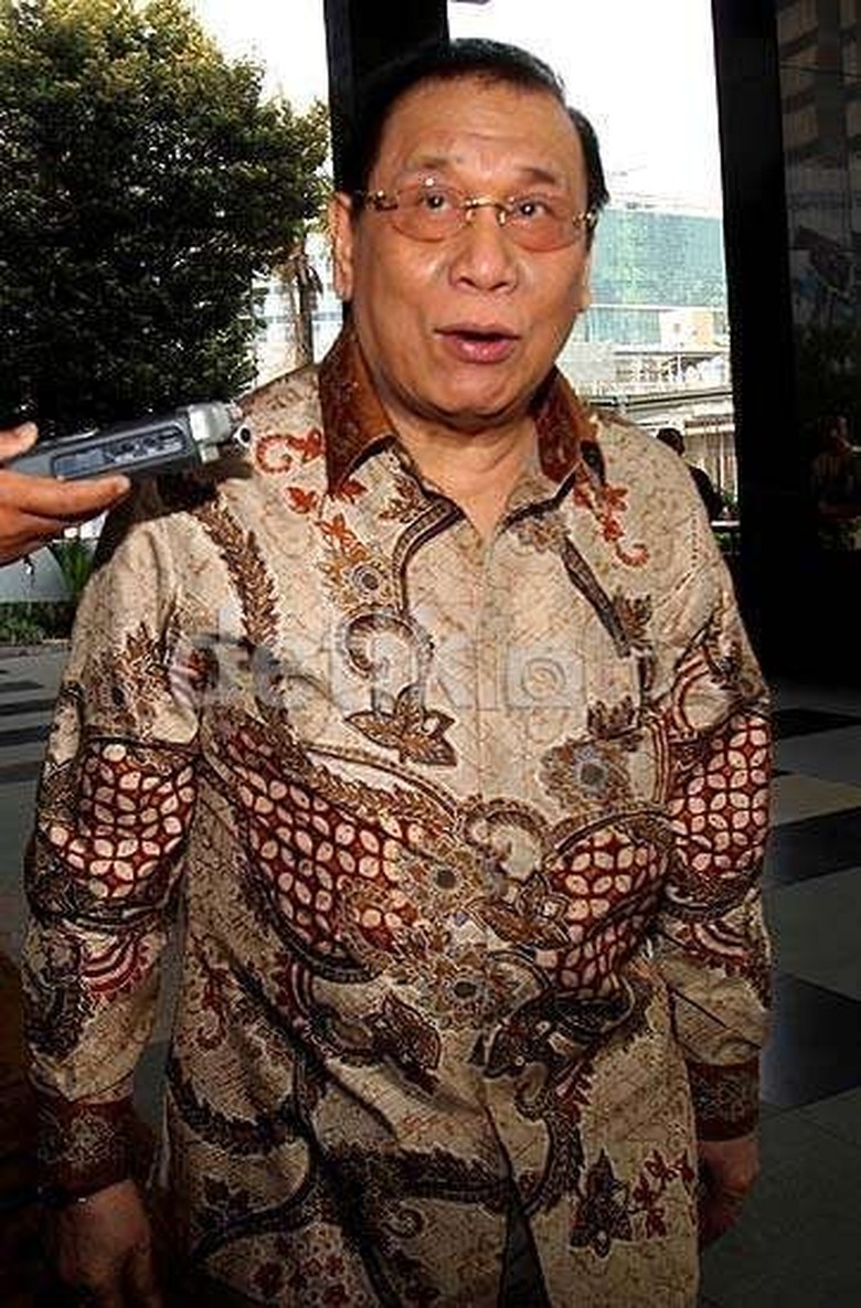 Ketahuan! Wakil Ketua MKD Kahar Muzakir Keluar dari Ruangan Novanto