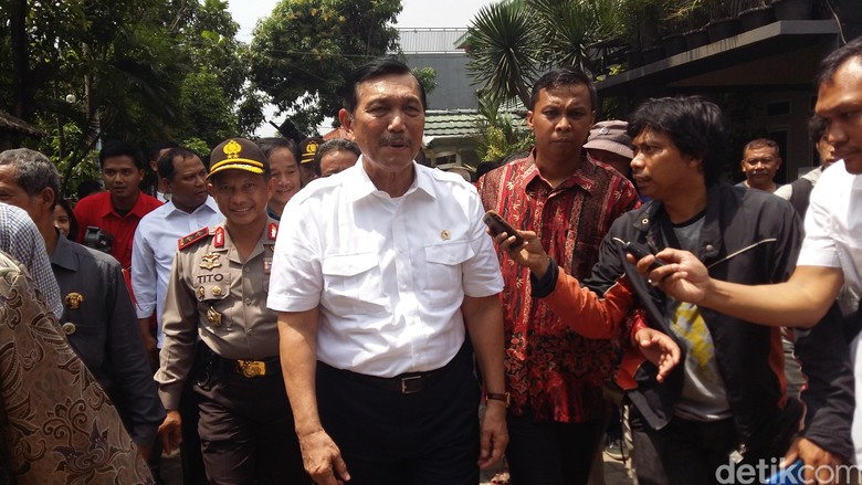 Luhut: Reza Chalid Sahabat Saya, Novanto Teman Saya