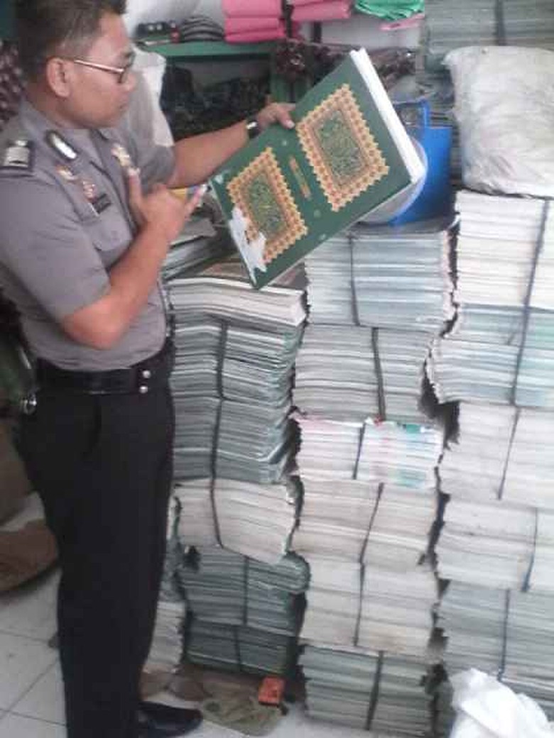 Akhirnya Terungkap, Begini Cerita Utuh Sampul Alquran Jadi Bahan Terompet