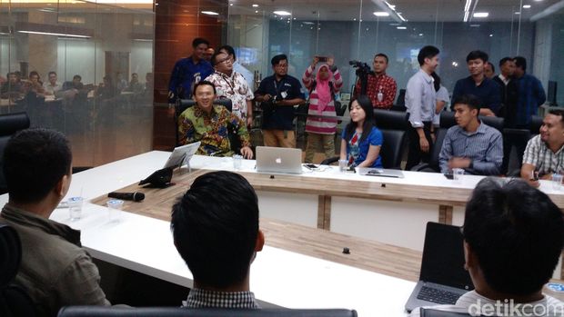 Tinjau Ruang Smart City Balai Kota, Ahok: Bisa Tahu Lurah yang Ngeyel