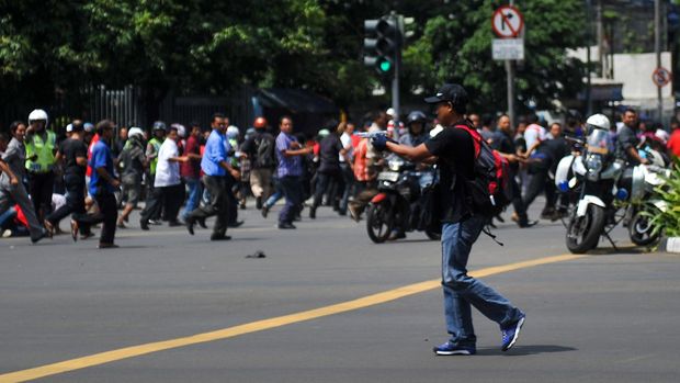 Kisah Pewarta Foto yang Mengabadikan Gambar Terduga Teroris