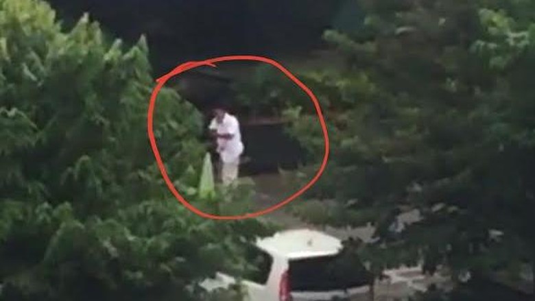 Pria Berbaju Putih Berpakaian Perlente Bukan Pelaku Teror, Tapi Aparat Keamanan