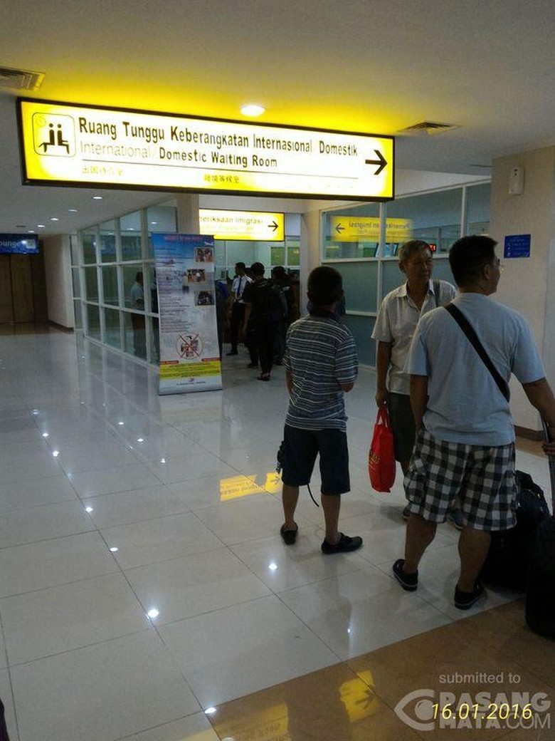 Ada yang Bercanda Bawa Bom, Penumpang Terpaksa Turun dari Pesawat Lion Air