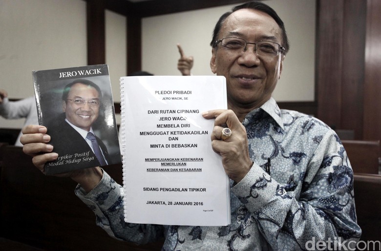 hakim-artidjo-perberat-hukuman-jero-wacik-jadi-8-tahun