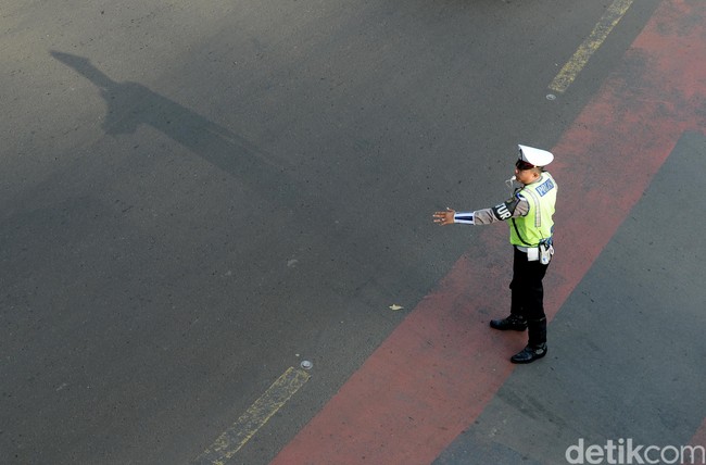 &#91;KEPARAT&#93; Berawal dari Tilang, Oknum Aparat Ribut di Kalideres Jakarta Barat
