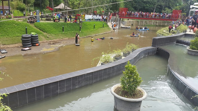 Resmikan Teras Cikapundung, Ridwan Kamil: Kalau Airnya Bersih, kayak di Venesia