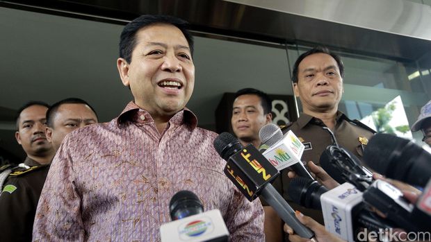 Seharian di Manado, Siapa yang Tanda Tangan Absensi Novanto di DPR?