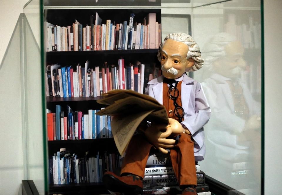 Penemuan Baru! Ilmuwan Melihat Gelombang Gravitasi Einstein