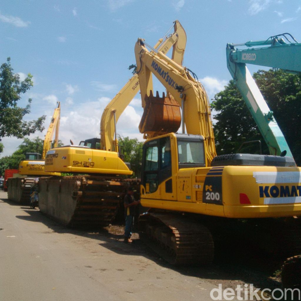 Jelang Penertiban Kalijodo, 10 Bekhoe Parkir di Belakang Kafe Daeng Aziz