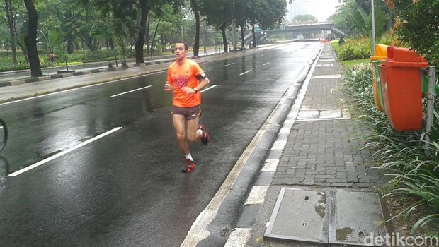 Hujan Merata, Begini Kondisi Jalanan Jakarta Pagi ini