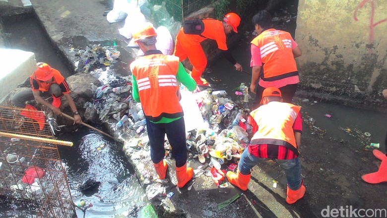 Gara-gara ahok, kini tidak ada bantuan banjir untuk kampungpulo lagi