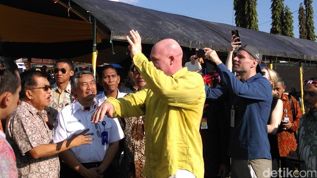 Astronot yang Pernah ke Bulan Tonton GMT di Palu