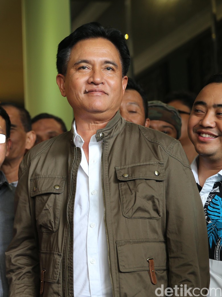 Yusril Bantah Tawarkan Bantuan Hukum untuk Ketua RW 12 Kebon Melati