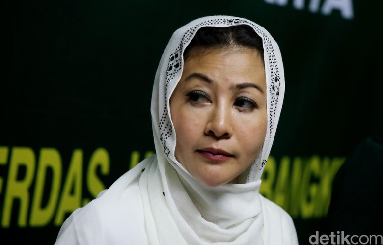 Hasnaeni 'Wanita Emas' Diselidiki Polisi Atas Dugaan Penipuan Tender Proyek Jalan