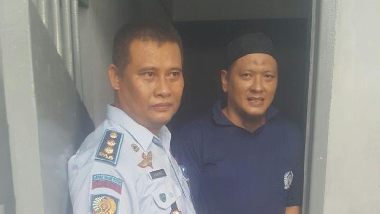 Jidat Hitam, Begini Penampakan Freddy Budiman yang Ditransfer ke LP Nusakambangan