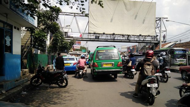 Warga Keluhkan Kesemrawutan Terminal Cicaheum Bandung: Kenapa Dibiarkan?