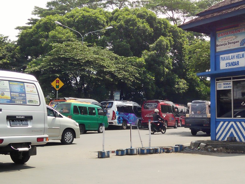 warga-keluhkan-kesemrawutan-terminal-cicaheum-bandung-kenapa-dibiarkan