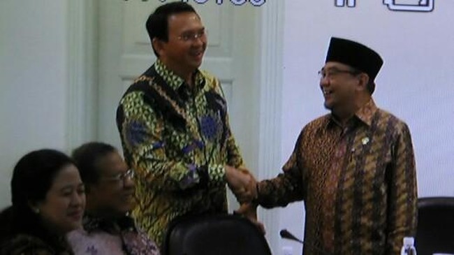 Momen 'Mesra' Ahok dan Ketua BPK di Rapat Kabinet
