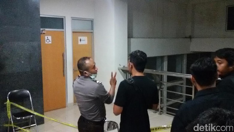 Di Tengah Demo Ribuan Mahasiswa, Ada Mayat Ditemukan di Gedung FMIPA UGM