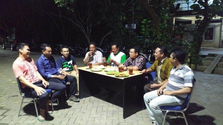 Jelang pilgub, banyak poli-tikus mendadak jadi pahlawan di DKI jak