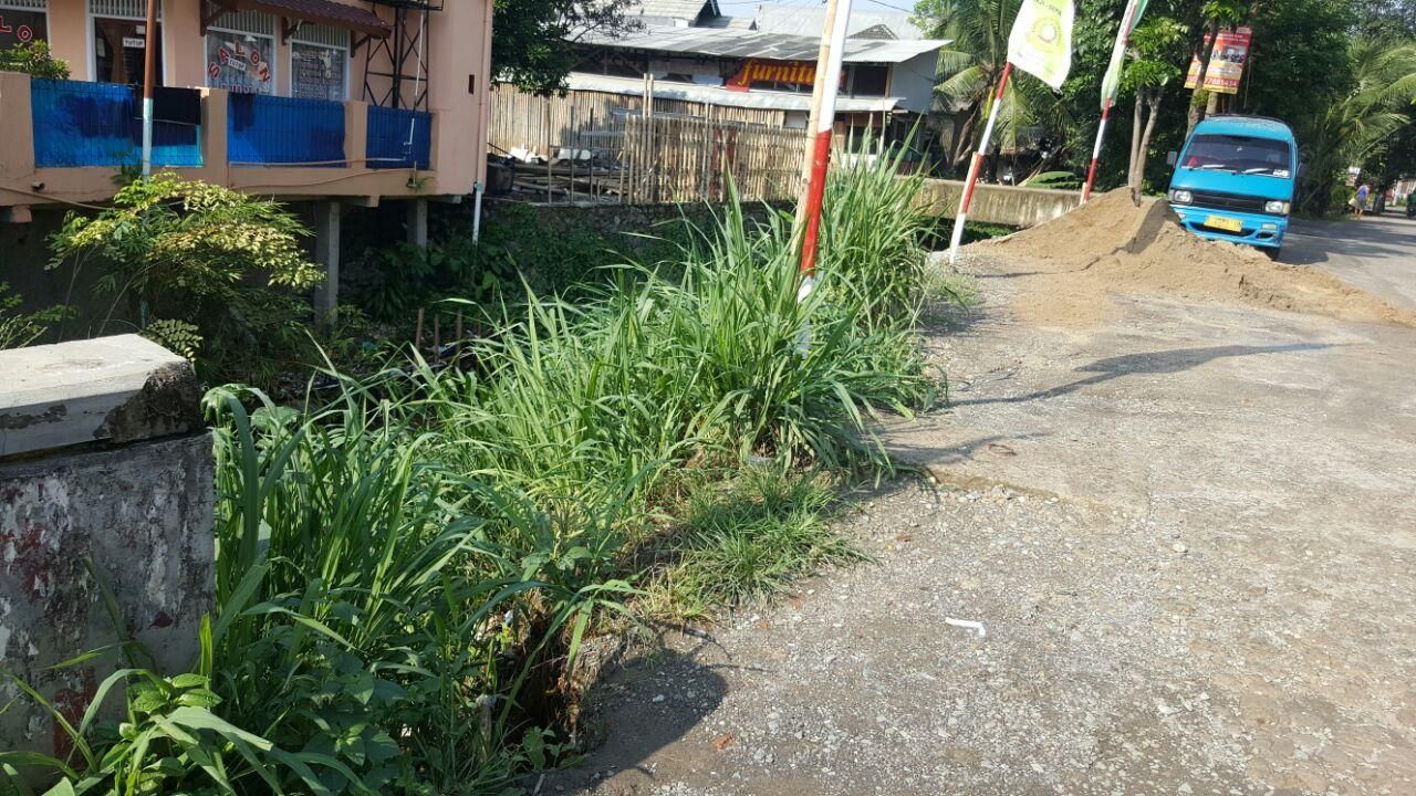 Dear Wali Kota Depok, Kapan Jalan 'Mengerikan' di Tanah Baru Diperbaiki?