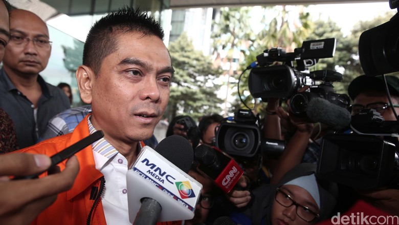 Anggota DPRD DKI M Guntur Sebut Sanusi Bukan Pemain Utama di Suap Reklamasi