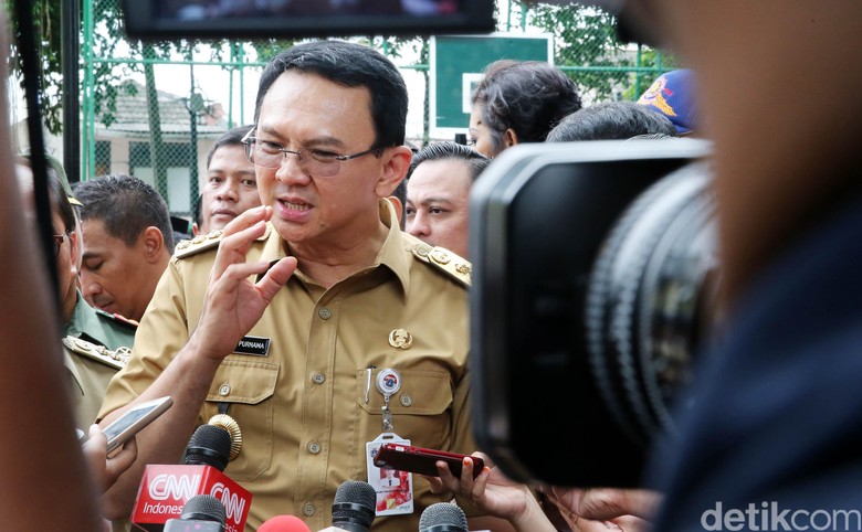 Ahok: Kalau Pada Enggak Bolehin Saya, Makan Aja itu Kursi Gubernur!