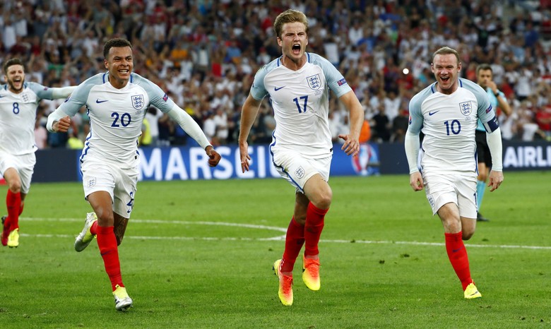 Inggris dan Rusia berakhir dengan sama kuat
