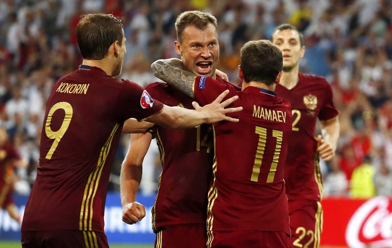 Inggris dan Rusia berakhir dengan sama kuat