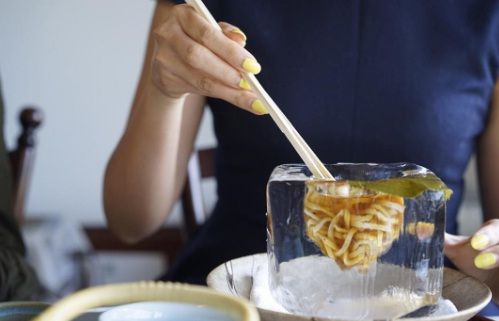 Brrr! Restoran di Jepang Ini Sajikan Udon dalam Mangkuk Es Batu