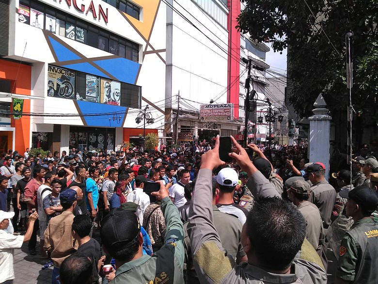 Pasca Kerusuhan, Markas Satpol PP Kota Bandung Dijaga Ketat TNI