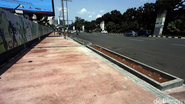 Budaya Jalan Kaki di Jakarta Rendah, Pedestrian Tak Layak Jadi Penyebab