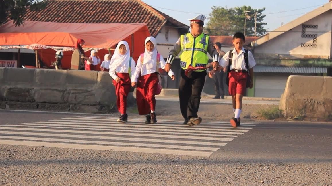 Kisah Mbah Agus Polisi Jujur: Biar Saja yang Lain Punya Mobil, Saya Tak Iri