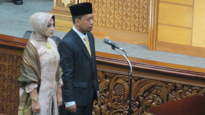 2 Anggota DPR Baru Pengganti Gamari Sutrisno dan Budi Supriyanto Dilantik