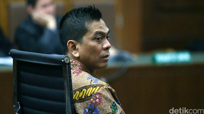 Sanusi Didakwa Terima Suap Rp 2 Miliar dan Pencucian Uang Rp 45 Miliar