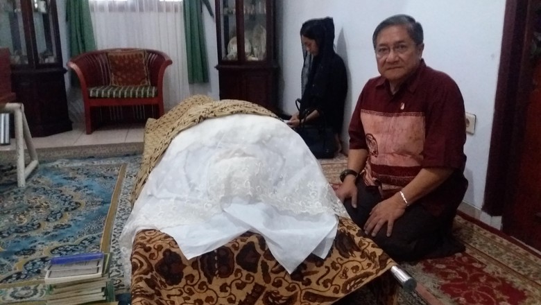 Sulistina, Istri Bung Tomo Berpulang